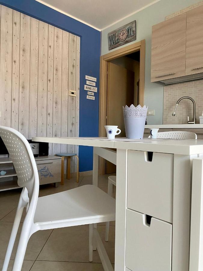 I Due Delfini Apartment ตารันโต ภายนอก รูปภาพ